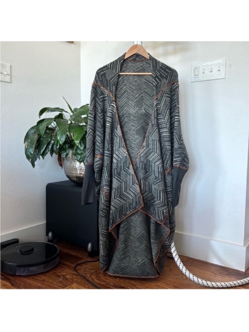 Maxsport Knit Open Front Sweater Cardigan Sz XL/L Gray Brown Bat wing sleeves